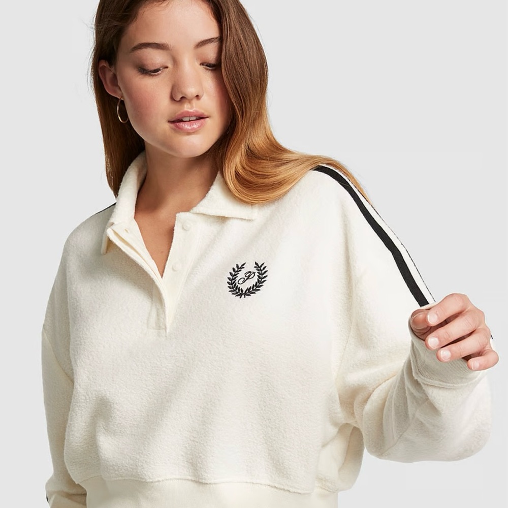 PINK
REVERSE FLEECE CROPPED
POLO SWEATSHIRT
